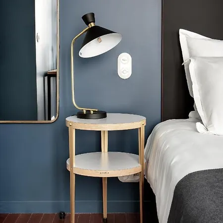 Hotell New Le Voltaire 4*