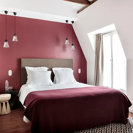 New Le Voltaire Hotell