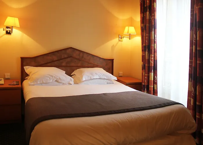 New Le Voltaire Hotel Paryż