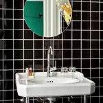 New Le Voltaire