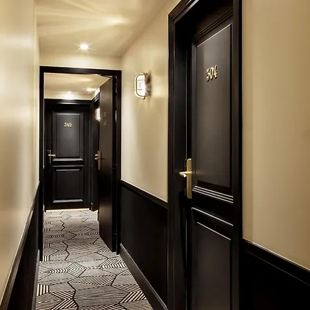 New Le Voltaire Hotel 4*