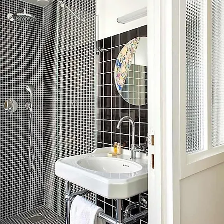 New Le Voltaire Otel Paris