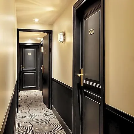New Le Voltaire Otel 4*