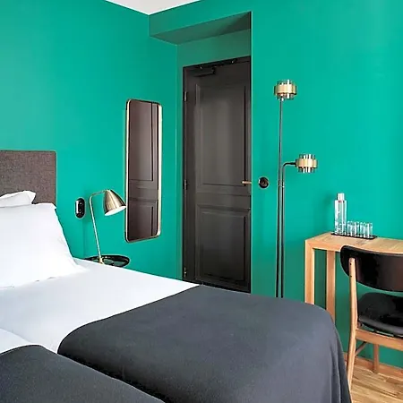 New Le Voltaire Otel 4*