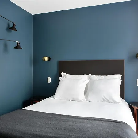 New Le Voltaire Hotel