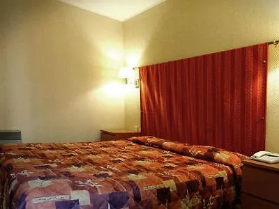 New Le Voltaire Hotel