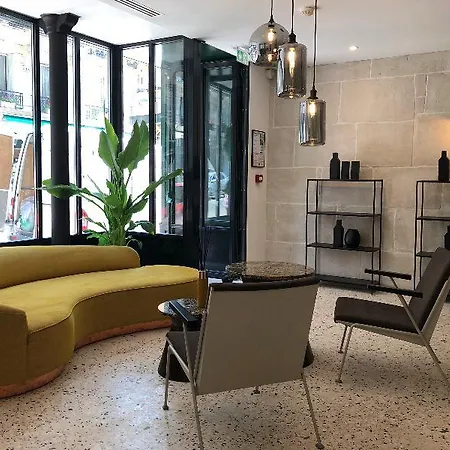 New Le Voltaire