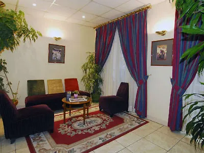 New Le Voltaire Hotel 4*