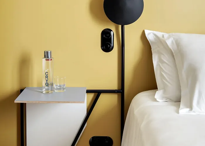 New Le Voltaire Hotel 4*