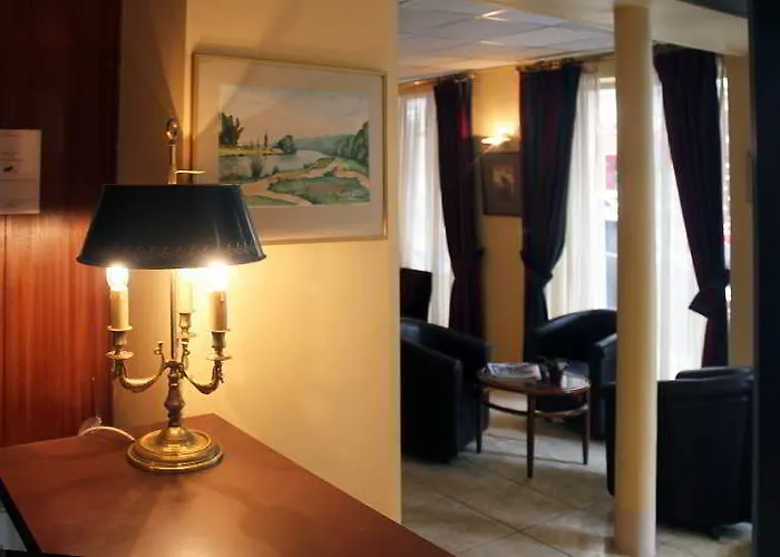 New Le Voltaire Hotel 4*