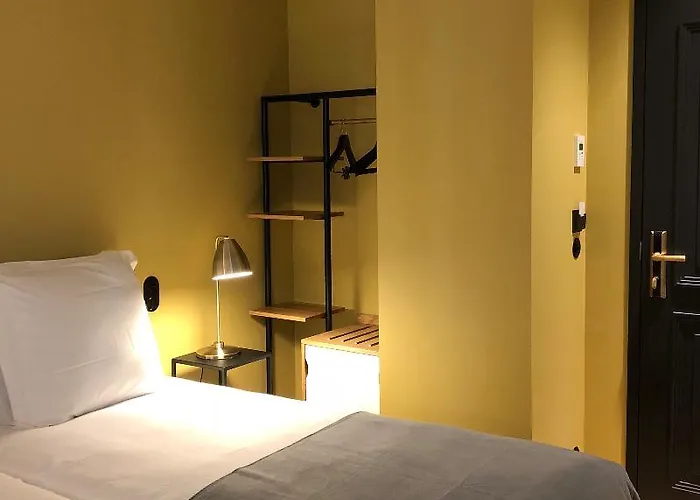 New Le Voltaire Hotel 4*