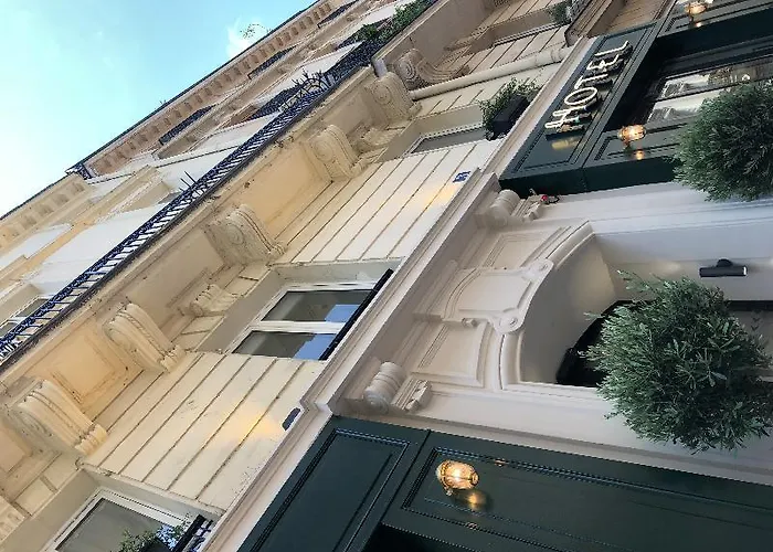 New Le Voltaire Отель