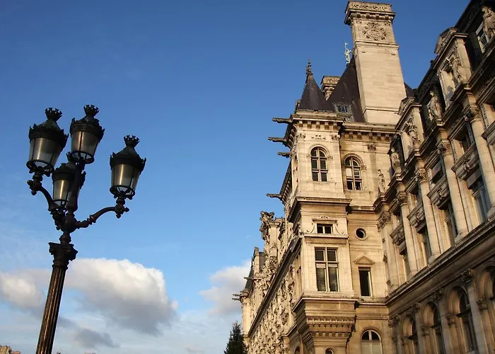 New Le Voltaire Paris